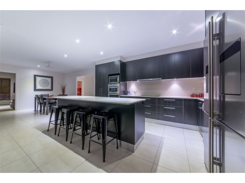 74 Rifle Range Road, Mount Marlow QLD 4800