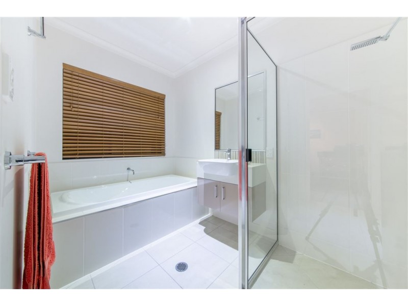 74 Rifle Range Road, Mount Marlow QLD 4800