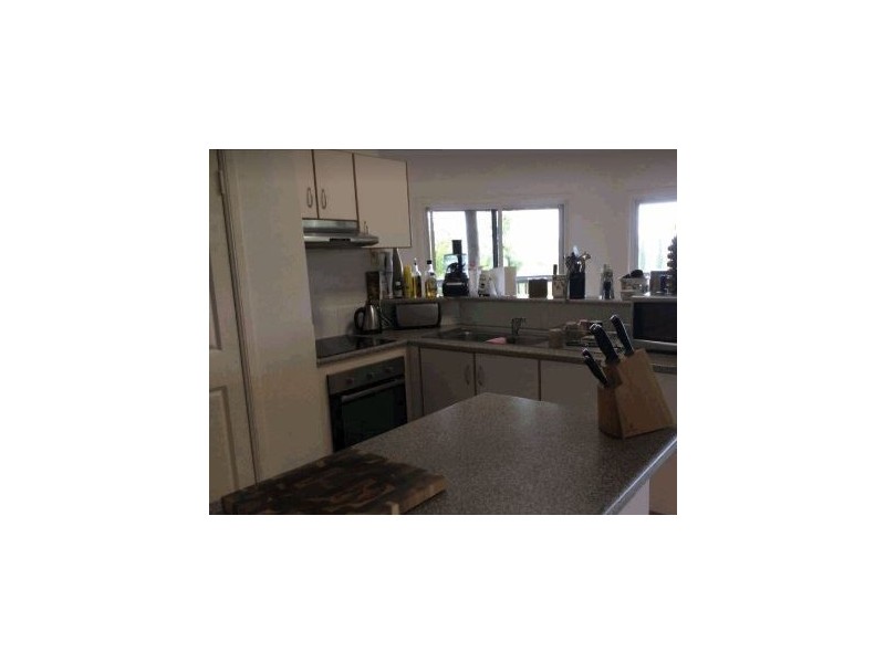 10 Country Road, Cannonvale QLD 4802