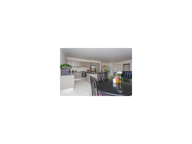70 Valley Drive, Cannonvale QLD 4802