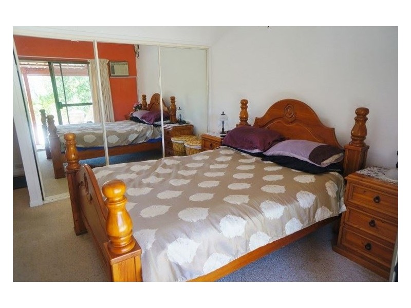 1/25 Manooka Drive, Cannonvale QLD 4802