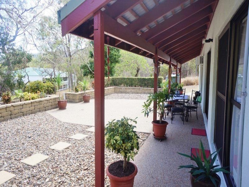 1/25 Manooka Drive, Cannonvale QLD 4802