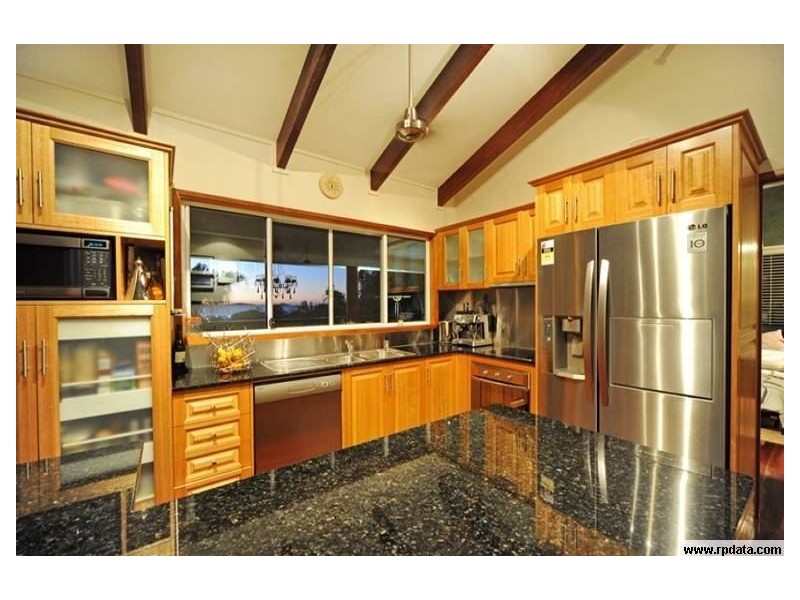 35 Jones Road, Cannonvale QLD 4802