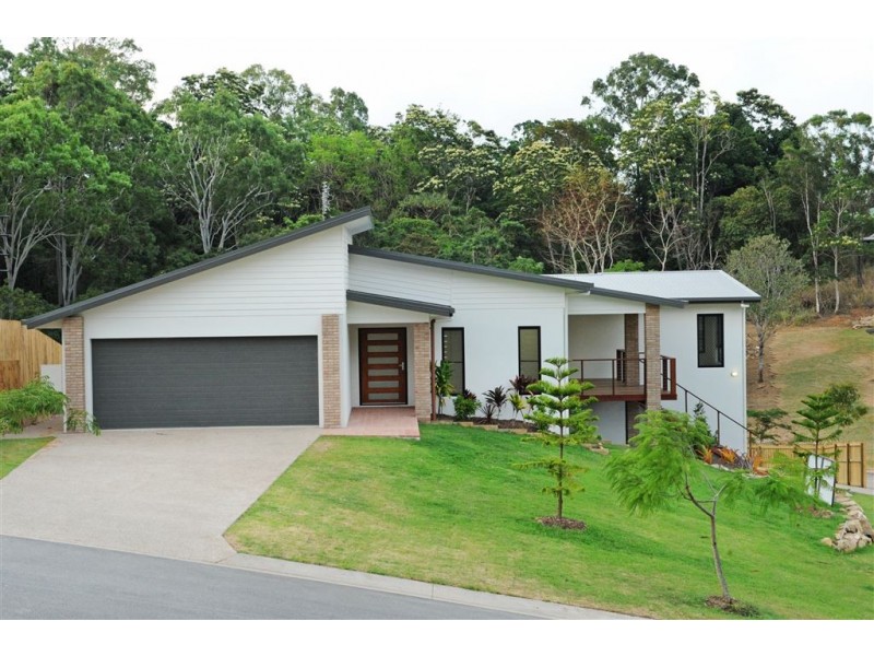 2 Scarlet Gum Crescent, Cannonvale QLD 4802