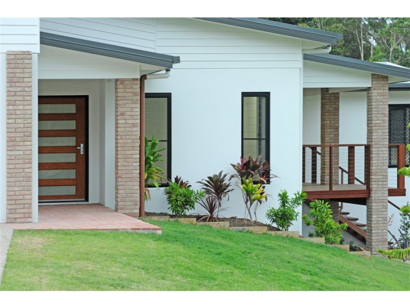 2 Scarlet Gum Crescent, Cannonvale QLD 4802