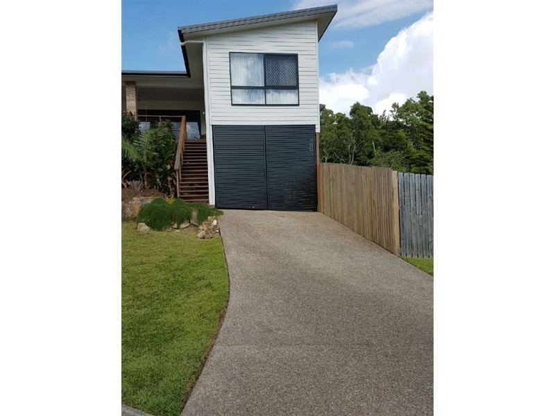 2 Scarlet Gum Crescent, Cannonvale QLD 4802