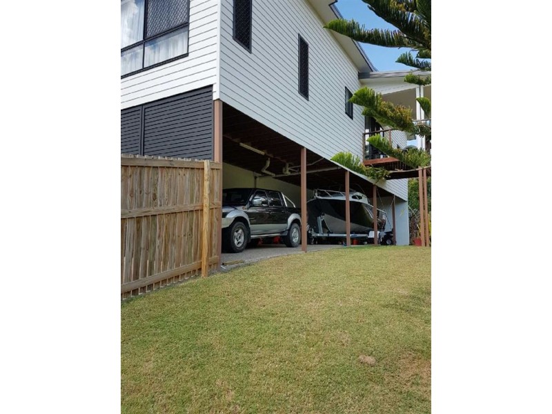 2 Scarlet Gum Crescent, Cannonvale QLD 4802