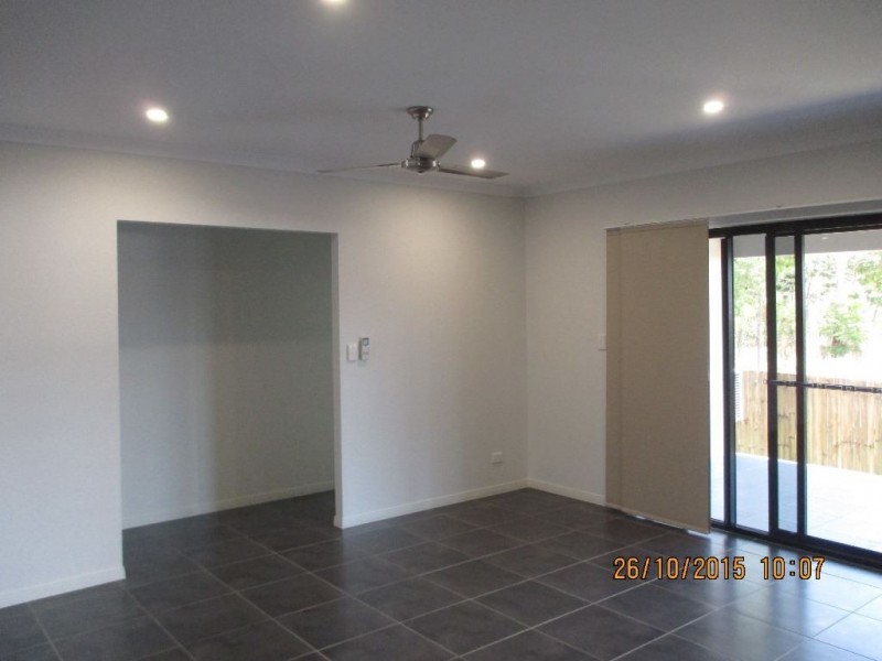 12 Pearl Street, Cannonvale QLD 4802
