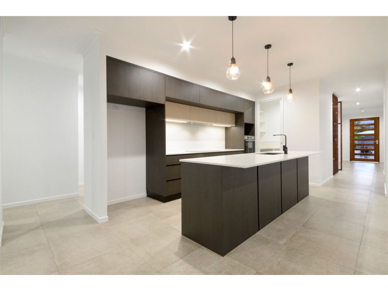 27 Stanley Drive, Cannon Valley QLD 4800