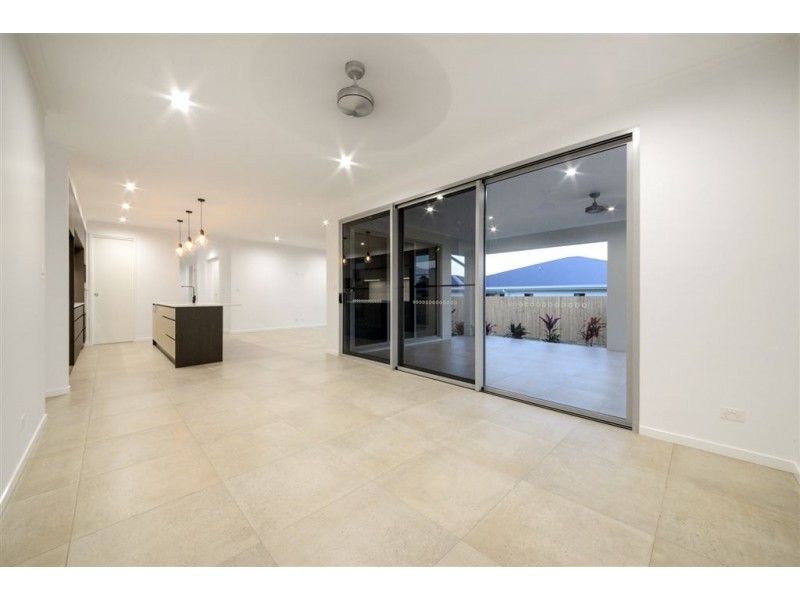27 Stanley Drive, Cannon Valley QLD 4800