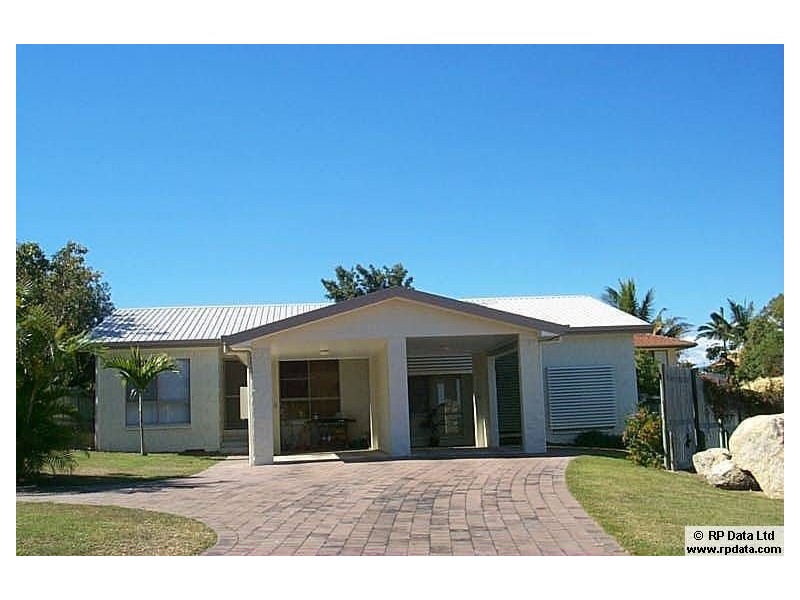 2/5 Lotus Lane, Bowen QLD 4805