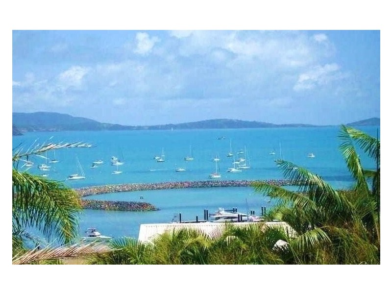 2 Kara Crescent, Airlie Beach QLD 4802