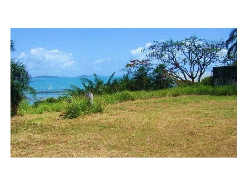2 Kara Crescent, Airlie Beach QLD 4802
