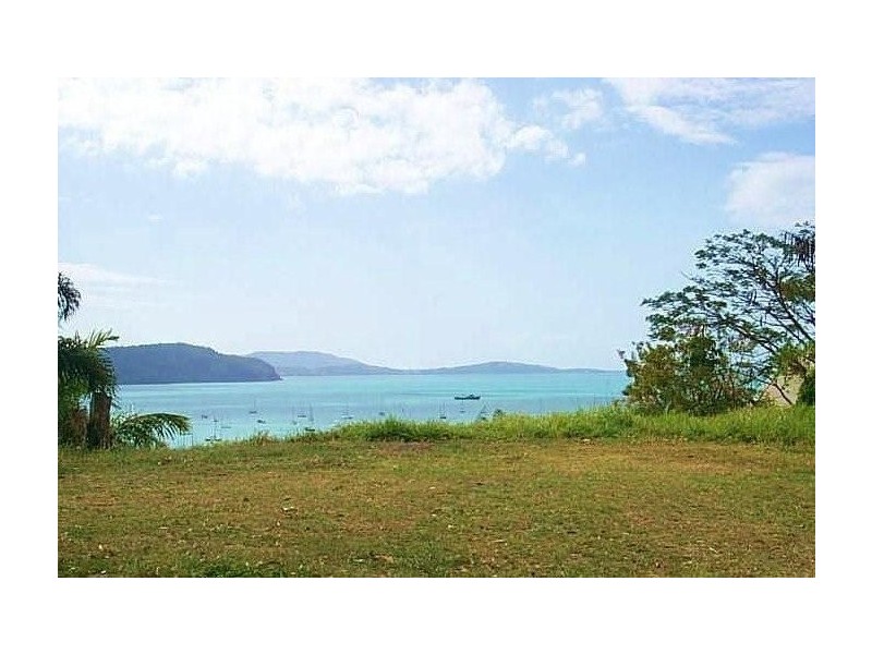 2 Kara Crescent, Airlie Beach QLD 4802