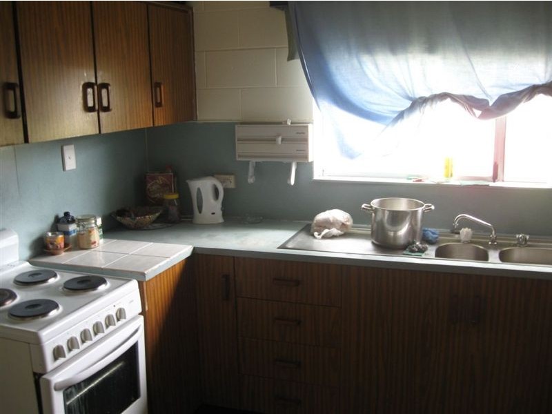 3/57 Poole Street, Bowen QLD 4805