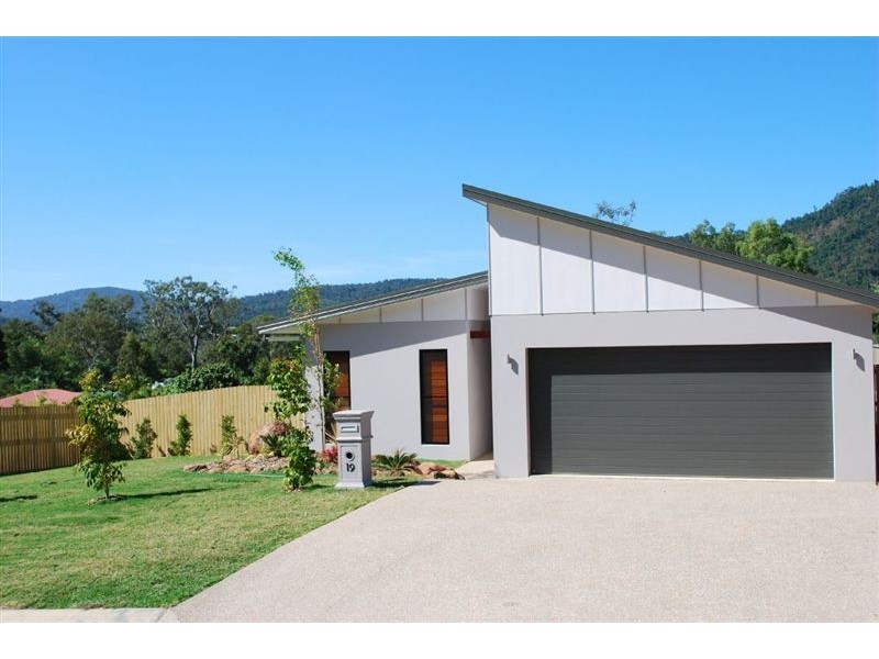 19 Armada Crescent, Jubilee Pocket QLD 4802