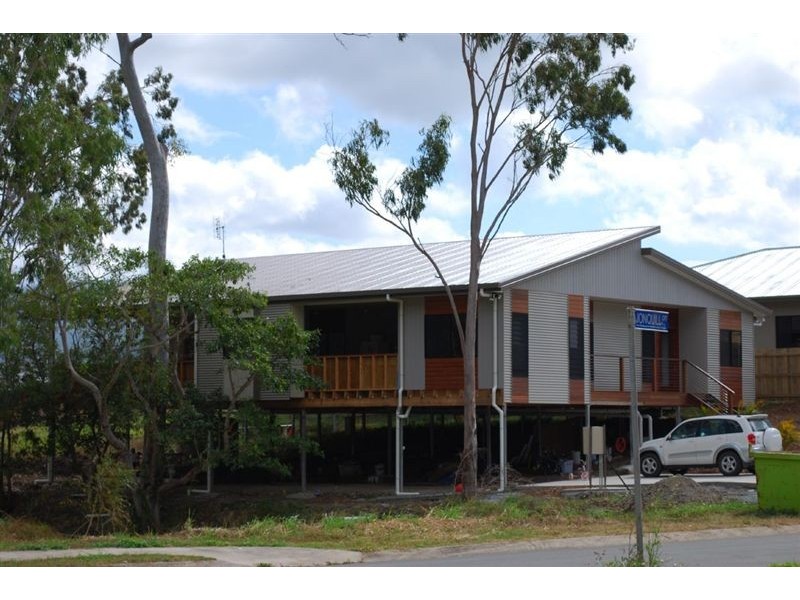 1 Jonquill Court, Cannonvale QLD 4802