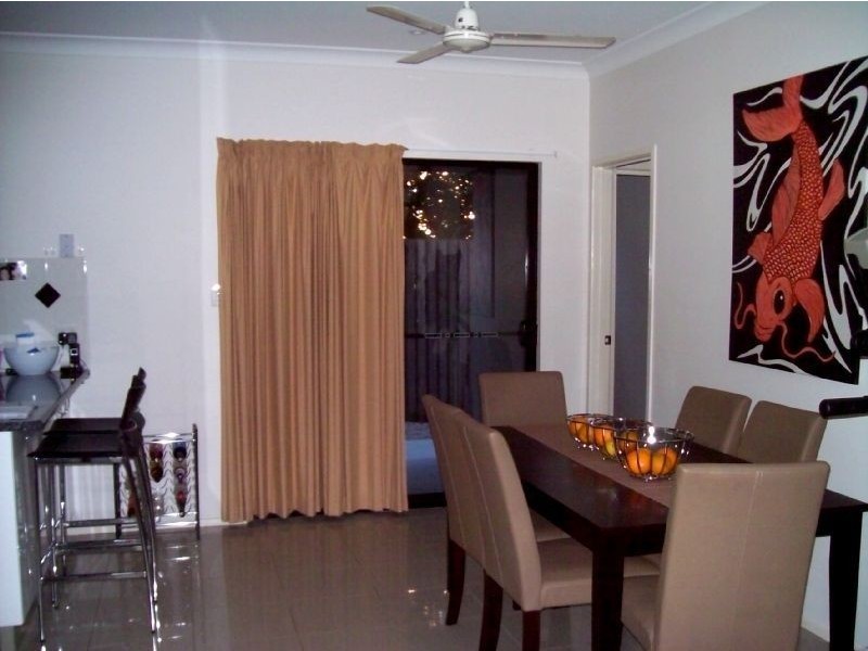 9/5 erromango drive, Airlie Beach QLD 4802