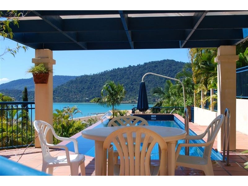 18/12 Golden Orchid Drive, Airlie Beach QLD 4802