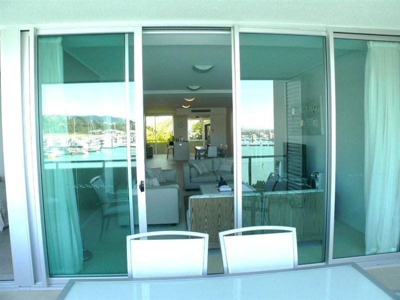 4/4 Peninsula Apartments, Shingley Drive, Airlie Beach QLD 4802