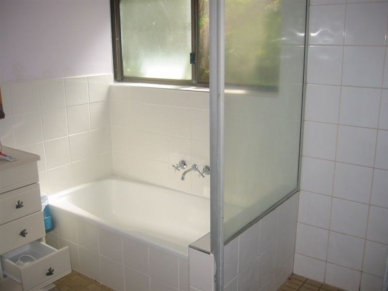 11/4 eshelby drive, Cannonvale QLD 4802