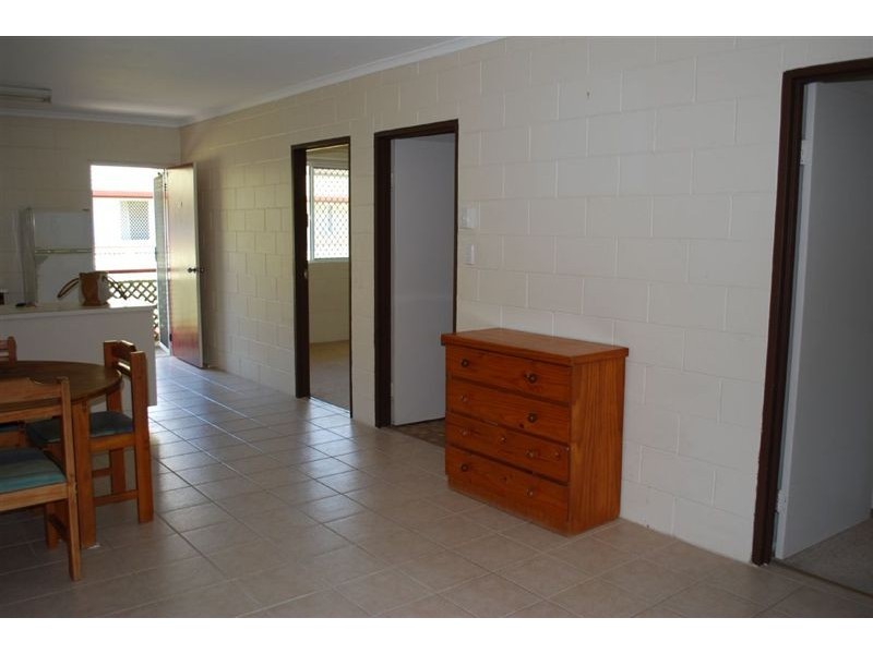 10/14 Island Drive, Cannonvale QLD 4802