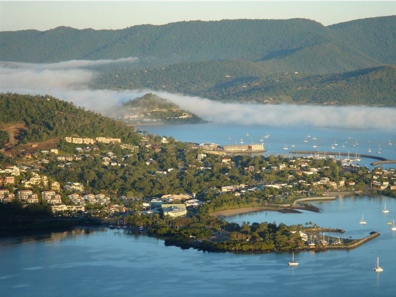 188 “Chesapeake”  Mandalay Road, Airlie Beach QLD 4802