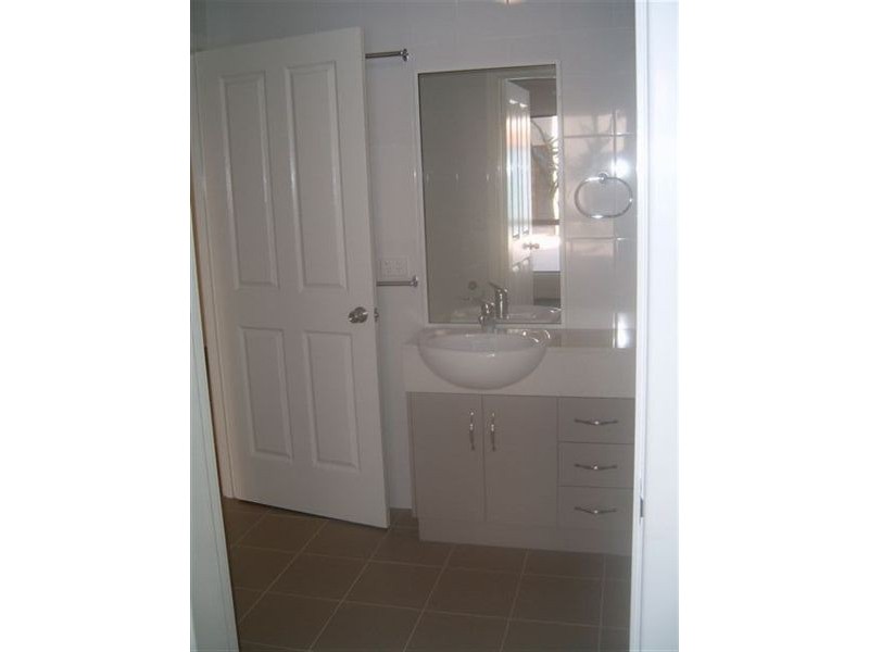 2/16 Marathon, Proserpine QLD 4800