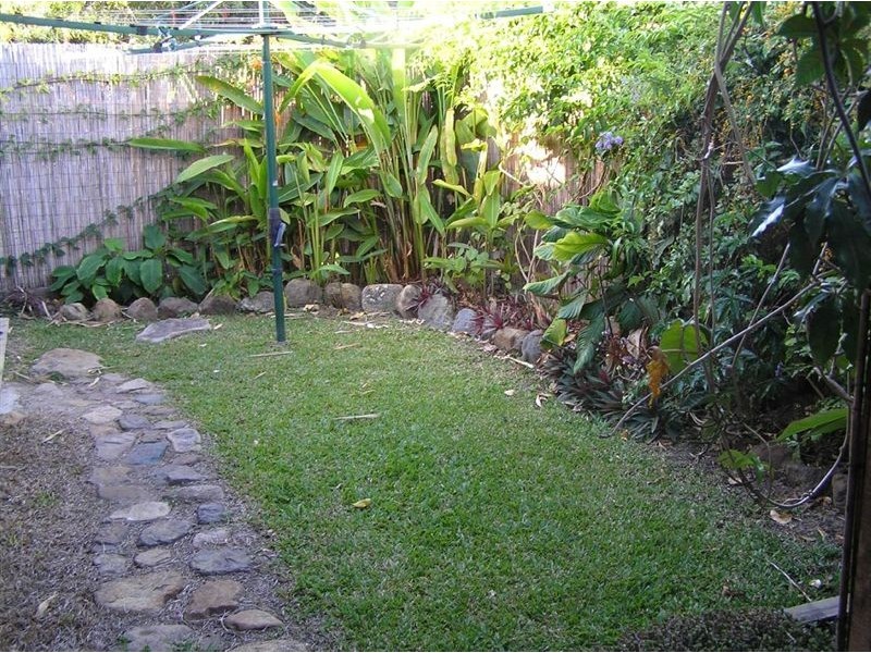 11/20 Pandanus Drive, Cannonvale QLD 4802