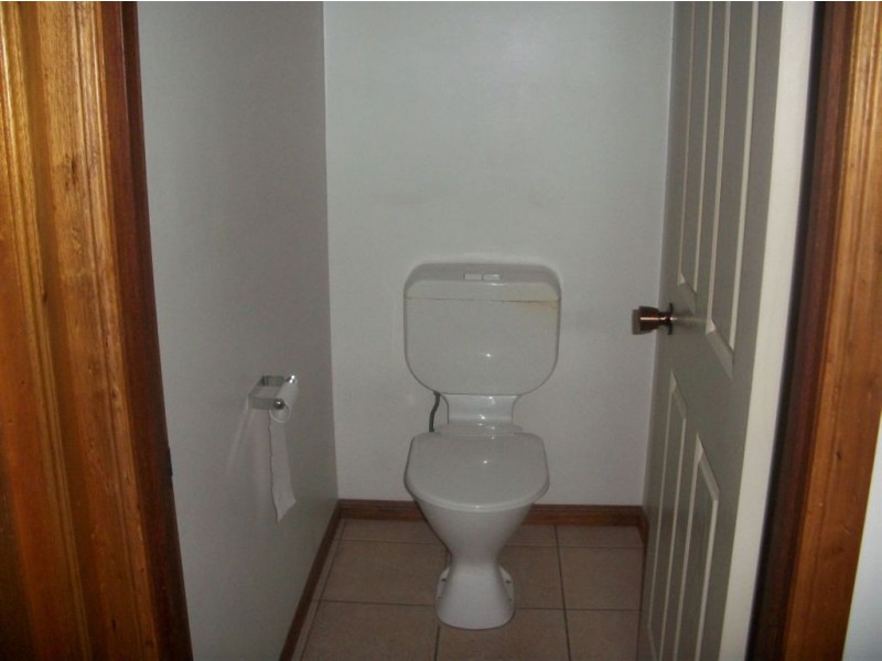 5 Grace Avenue, Cannonvale QLD 4802