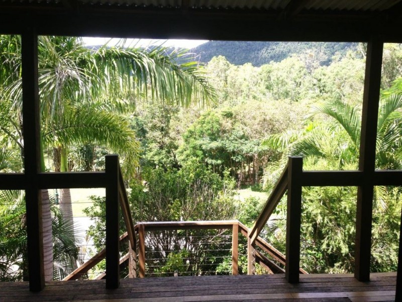 2 Moonlight Drive, Jubilee Pocket QLD 4802