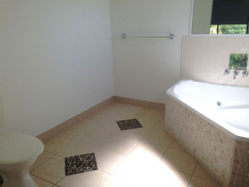 2 Moonlight Drive, Jubilee Pocket QLD 4802