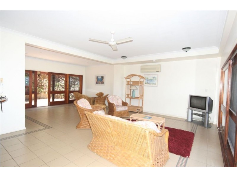 4/8 Golden Orchid Drive, Airlie Beach QLD 4802