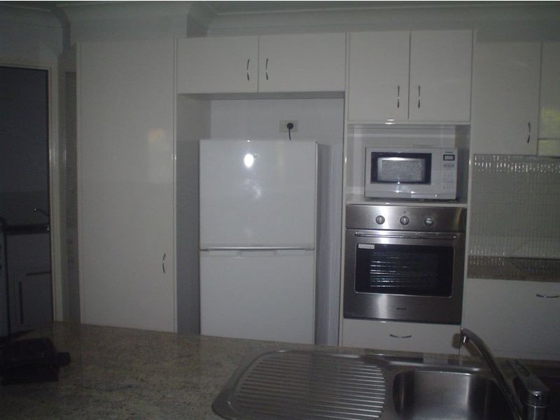 7/14 Altman Avenue, Cannonvale QLD 4802