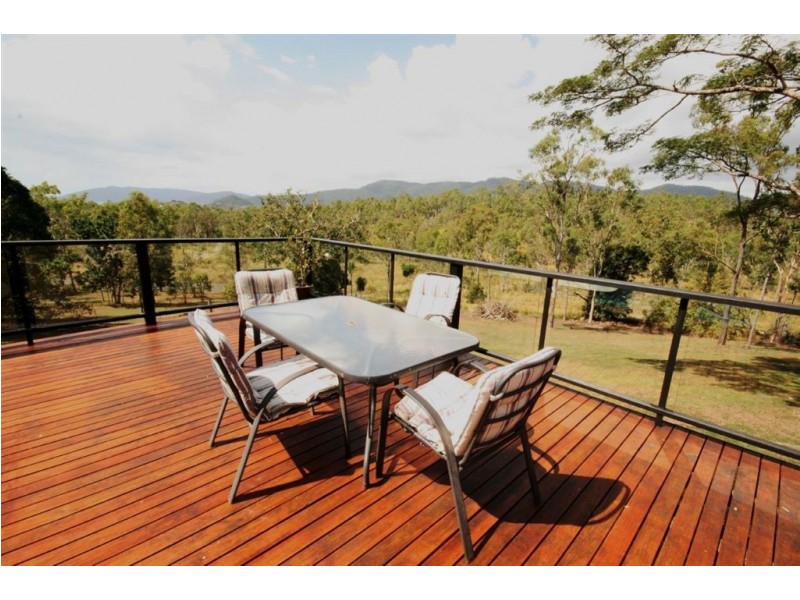 228 Paluma Road, Cannonvale QLD 4802