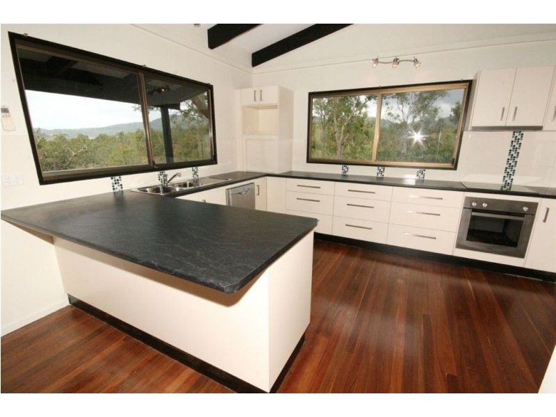 228 Paluma Road, Cannonvale QLD 4802