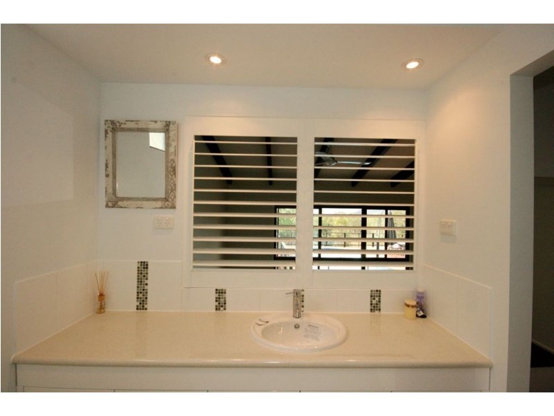 228 Paluma Road, Cannonvale QLD 4802