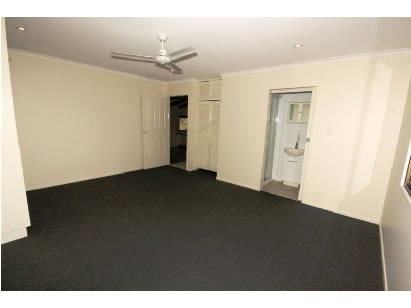 228 Paluma Road, Cannonvale QLD 4802