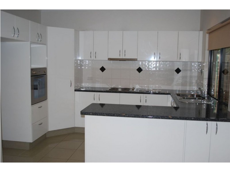 11/5 Erromango Drive, Jubilee Pocket QLD 4802