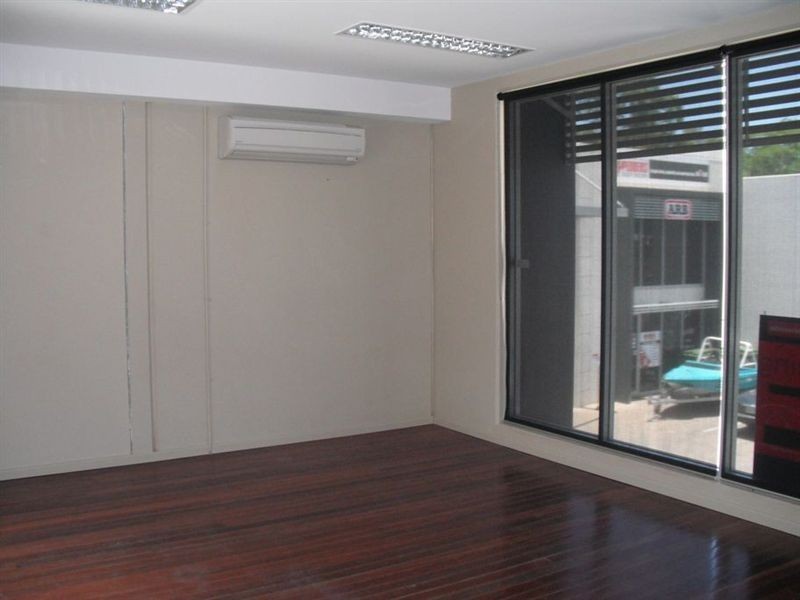 4/8 Myerlasky Drive, Cannonvale QLD 4802