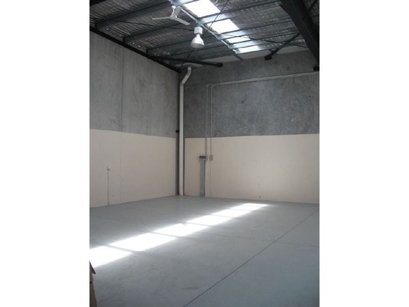 4/8 Myerlasky Drive, Cannonvale QLD 4802