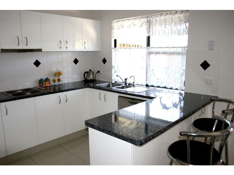 5/5 Erromango, Jubilee Pocket QLD 4802