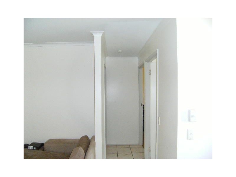 24/6 St Martins lane, Cannonvale QLD 4802