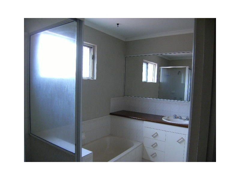 1Deauville/169 Shute Harbour Road, Cannonvale QLD 4802