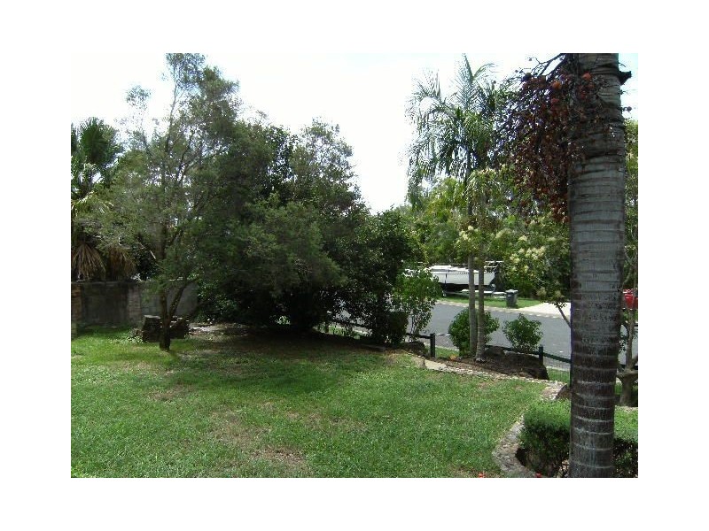 20 Eshelby Drive, Cannonvale QLD 4802