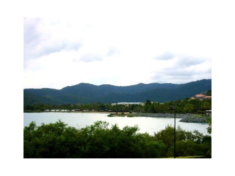 6 Broadwater Avenue, Airlie Beach QLD 4802