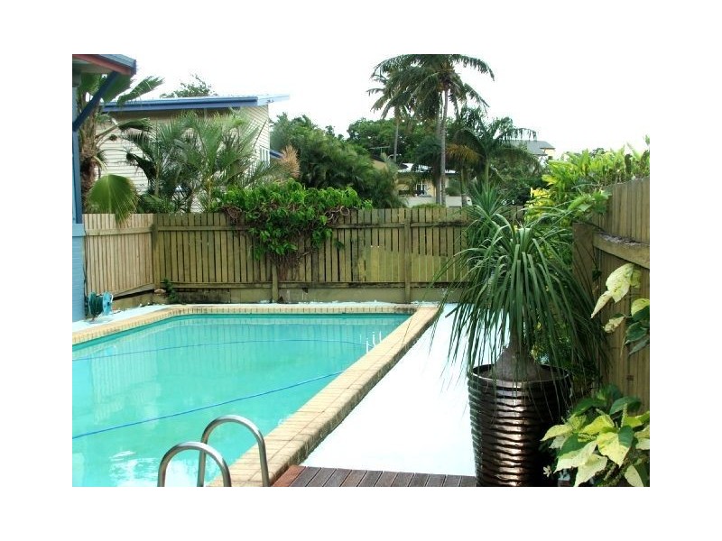 6 Broadwater Avenue, Airlie Beach QLD 4802