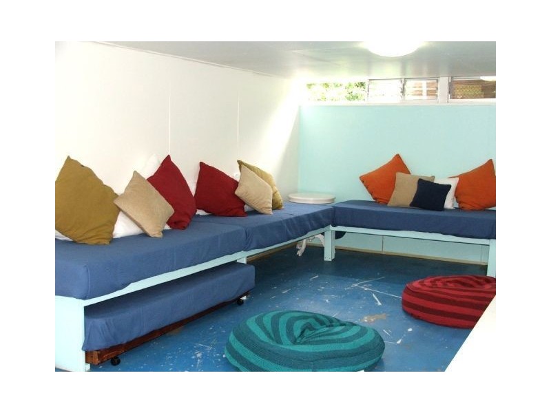 6 Broadwater Avenue, Airlie Beach QLD 4802