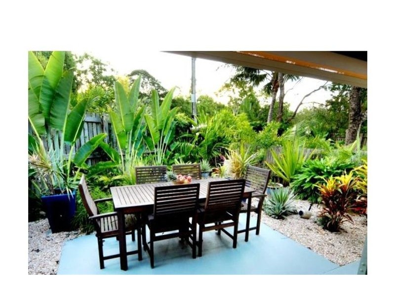 1/2 Mandalay Road, Jubilee Pocket QLD 4802