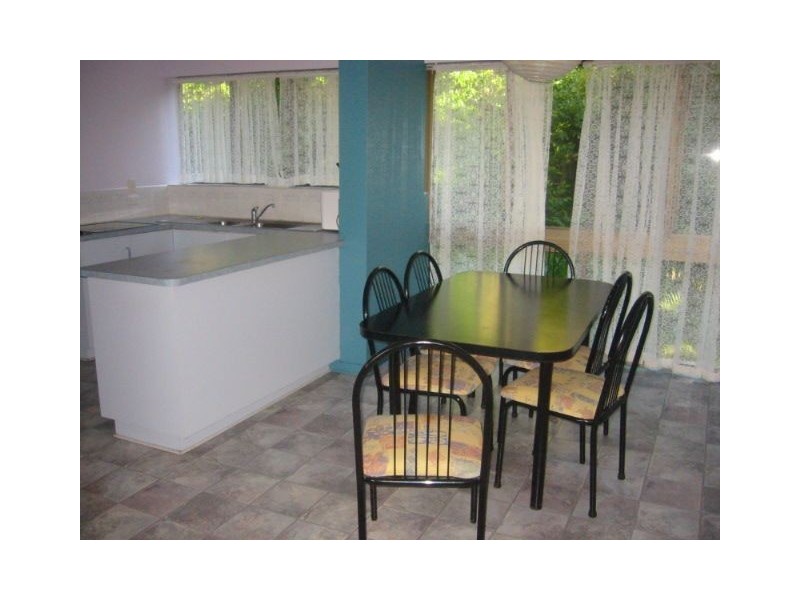 11/2 Eshelby Drive, Cannonvale QLD 4802